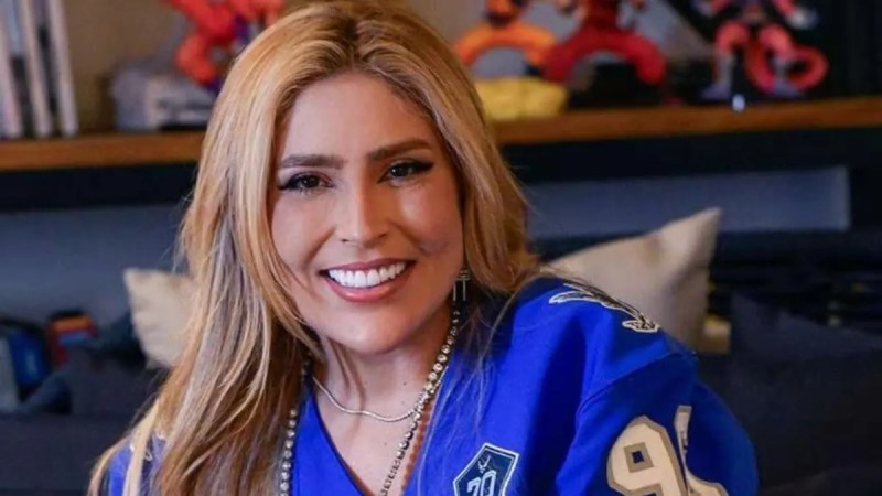 Colar de diamantes de Manu Bahtidão é roubado no Carnaval