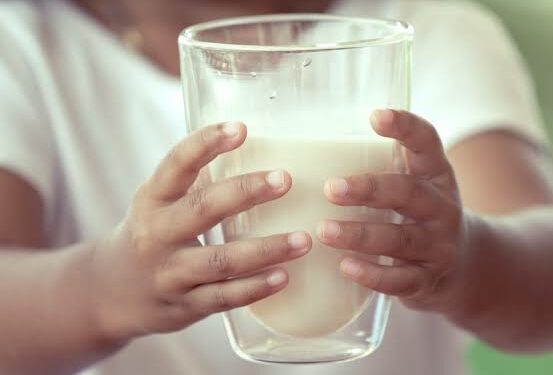 Programas da prefeitura de Canaã garantem leite especial a dezenas de pacientes