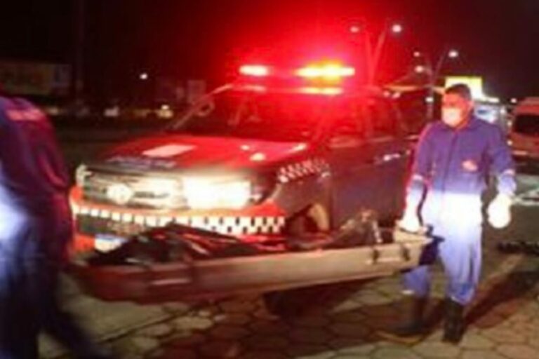 Jovem morre após ser esmagado por caminhão de lixo