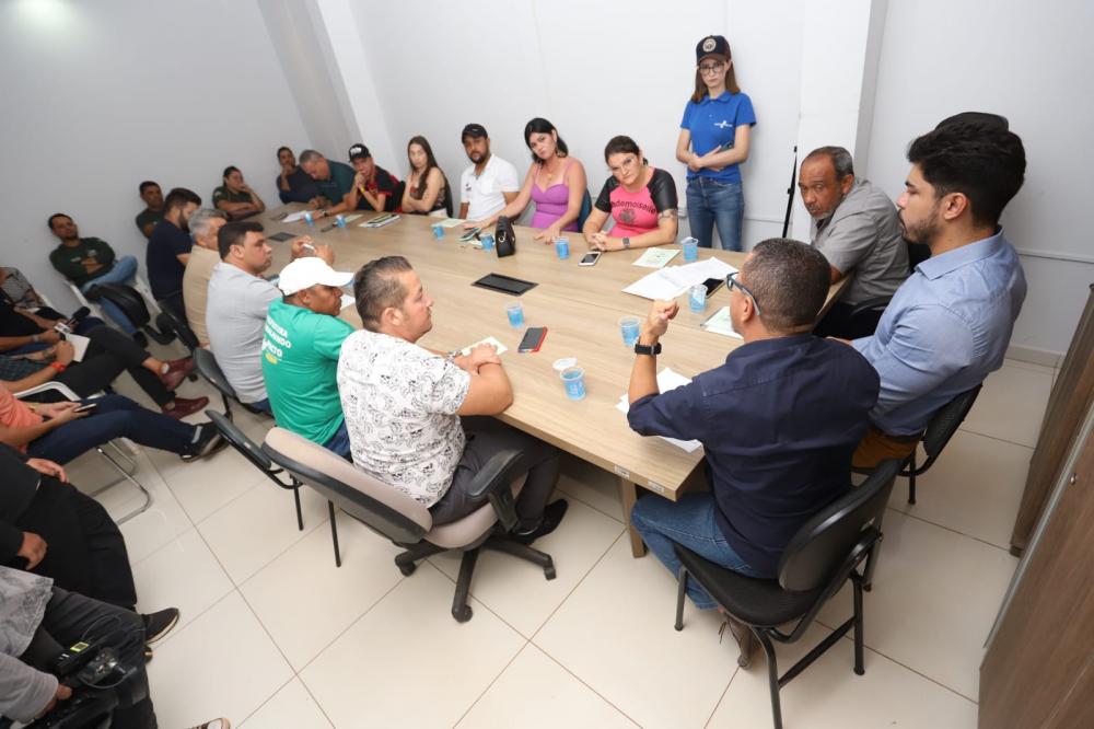 Prefeitura e representantes de bares fecham acordo para redução da poluição sonora