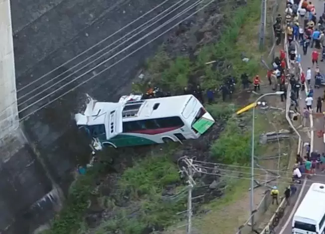 4 pessoas morrem em acidente de ônibus com alunos do IFPA de Castanhal e Vigia