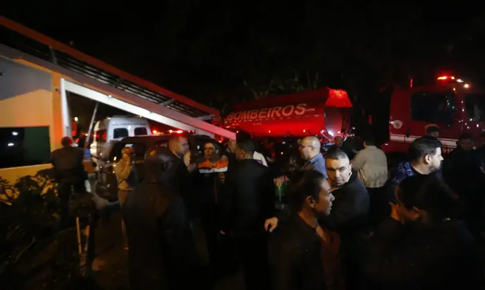 Doze corpos já foram identificados, apenas um foi liberado