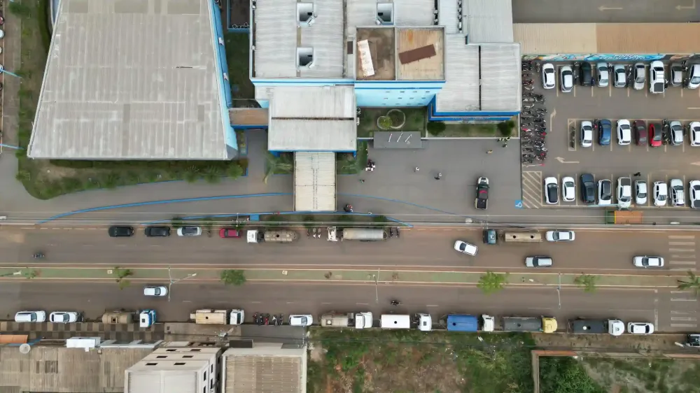 Pipeiros paralisam atividades em Parauapebas em protesto contra falta de pagamento