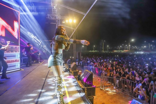 Canaã recebe Naiara Azevedo no encerramento da Fenecan 2022