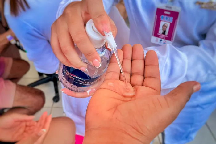 Inverno amazônico aumenta incidência de doenças em crianças, orienta Abelardo Santos