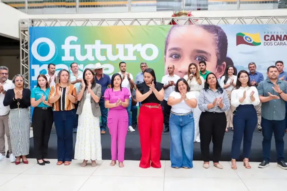 Em solenidade, prefeita dá início ao novo mandato e boas vindas aos servidores