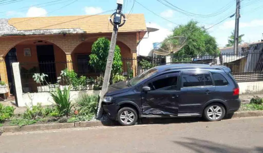 Aumentam os acidentes envolvendo colisões de veículos contra postes no Pará