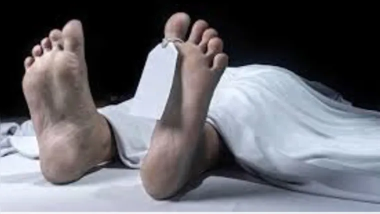 Embalsamadora é acusada de castrar cadáver de criminoso sexual