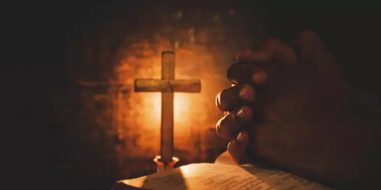 O que é o Sábado de Aleluia? Veja o significado e as tradições populares da data