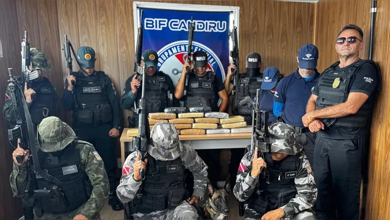 Pará: forças de segurança apreendem 22 kg de drogas em navio