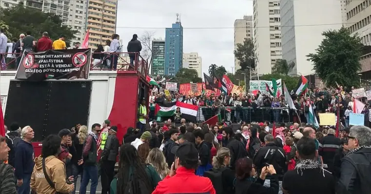 Protesto pede rompimento de laços entre Brasil e Israel