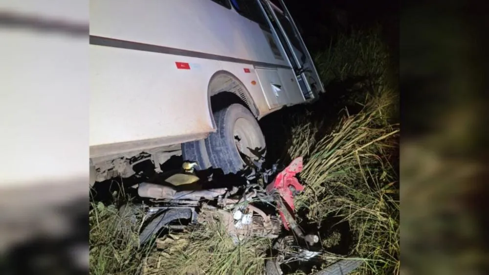 Motociclista morre em colisão com micro-ônibus na BR-222 em Marabá
