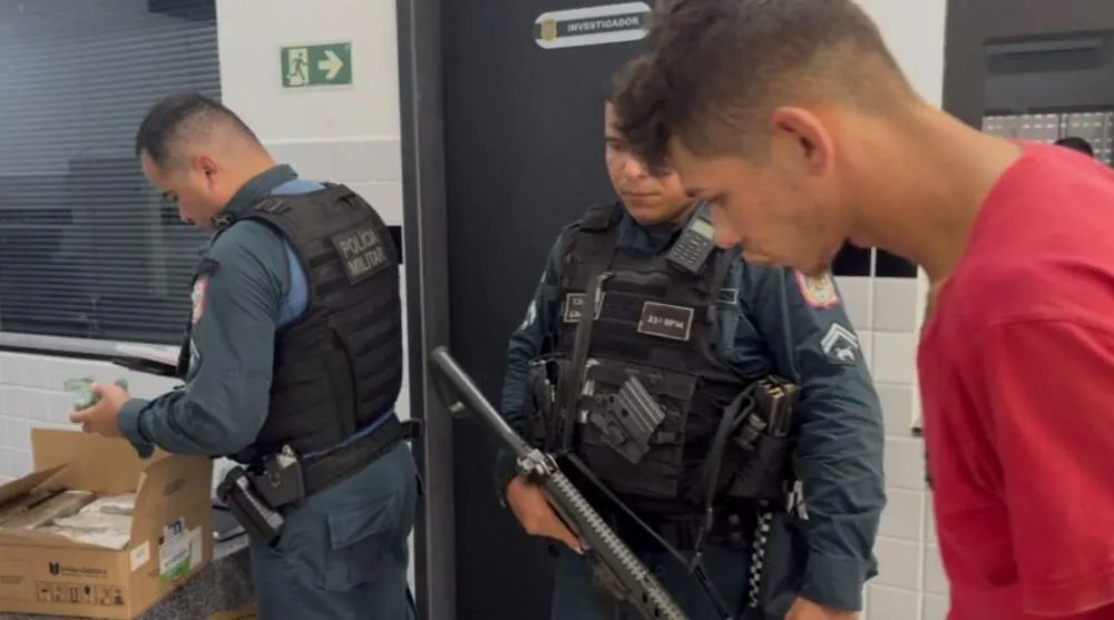PM apreende 8 quilos de maconha e crack em Canaã dos Carajás