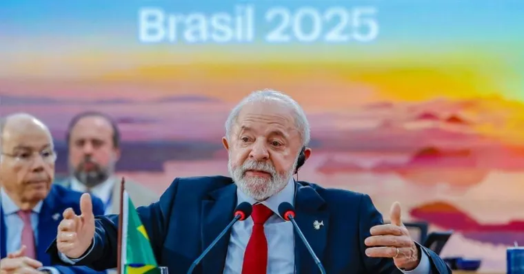 IA não pode ser instrumento de manipulação para bilionários, diz Lula