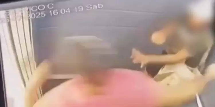 Homem é preso após agredir namorada com mais de 60 socos no rosto dentro de elevador