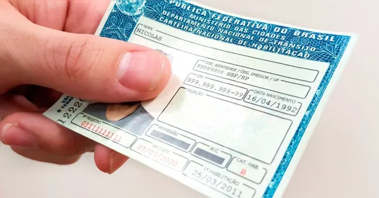 Brasil estuda liberar CNH sem aulas obrigatórias em autoescolas