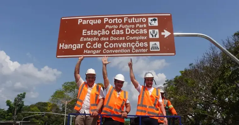 Sinalização bilíngue para a COP 30 é vistoriada em Belém