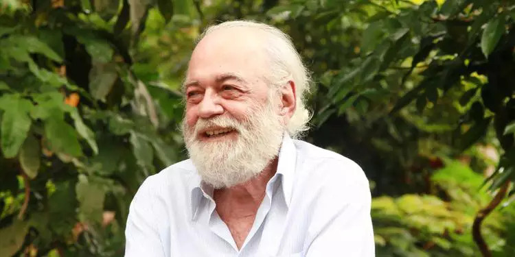 Poeta e compositor Paulo André Barata morre no dia do aniversário, aos 77 anos