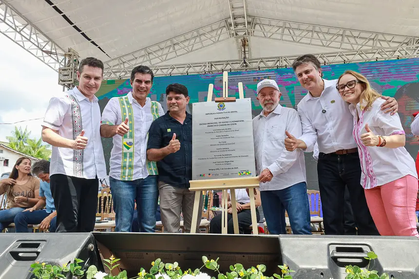 Governador Helder e presidente Lula garantem avanços sólidos na educação no Marajó