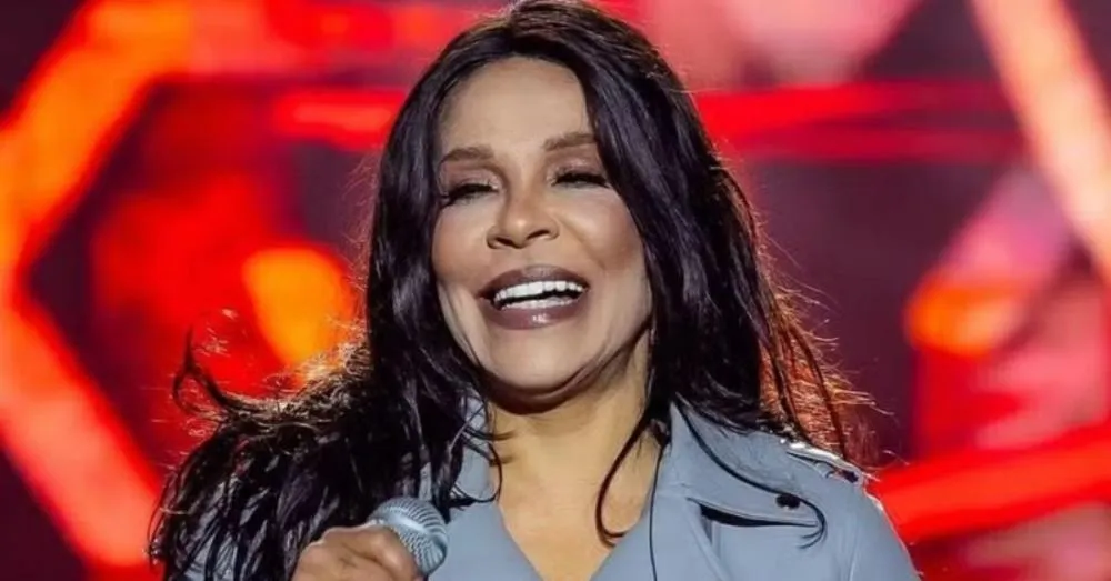 Fora da Calcinha Preta, Silvânia tem nova banda na empresa de Safadão