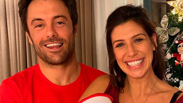 Após vídeo com outra mulher, esposa de Kayky Brito deixa RJ e web especula crise familiar