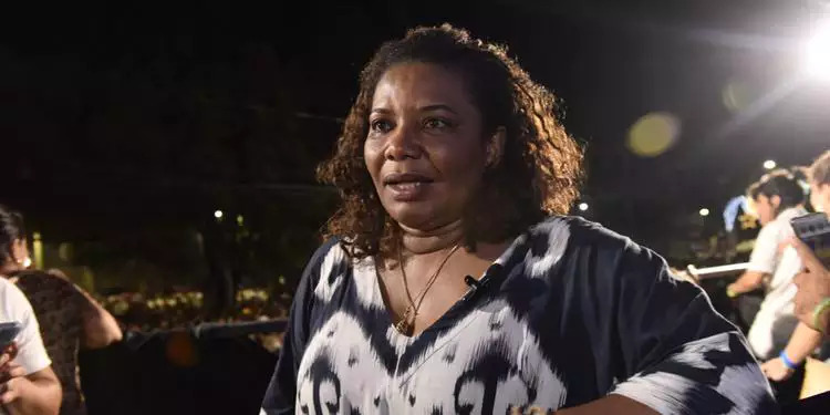 Ministra da Cultura Margareth Menezes canta 'clássico' do carnaval baiano na Trasladação