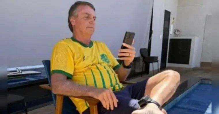 Moraes define prisão domiciliar a Jair Bolsonaro por 90 dias