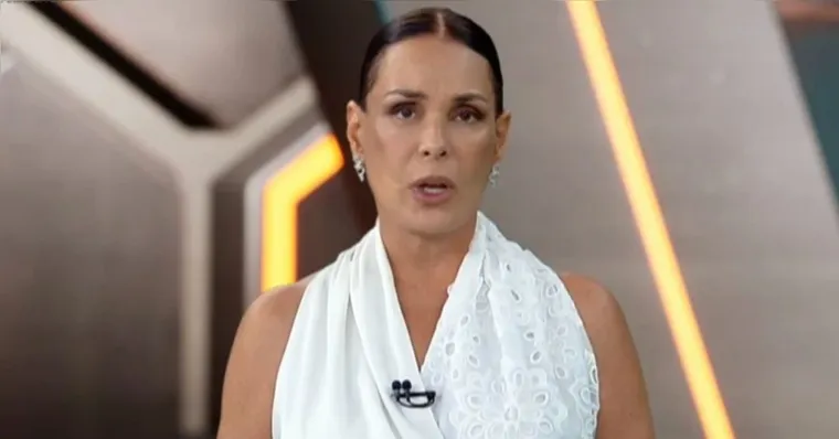 A apresentadora afirmou que o período no jornalismo foi fundamental, mas que busca agora a versatilidade que o formato de variedades oferece. | Reprodução/Record TV