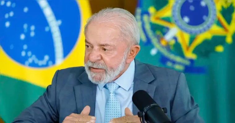 O projeto de lei de Lula visa reduzir a jornada de trabalho para 40 horas semanais, ampliando os direitos dos trabalhadores | Ricardo Stuckert/PR