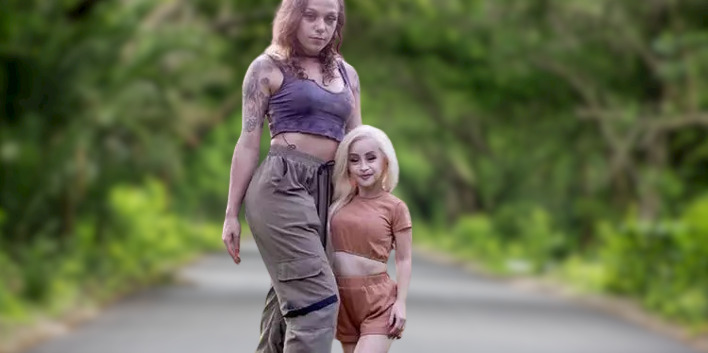 Modelo é chamada de pedófila por namorar uma mulher de 1,06 de altura; entenda