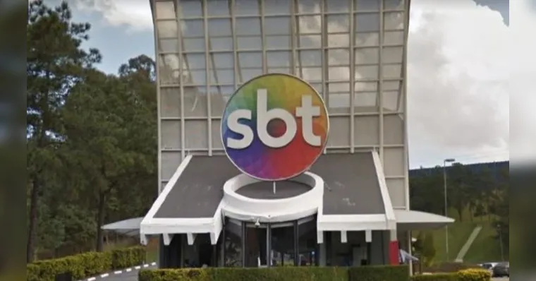 Apresentador processa SBT e pede mais de R$ 1 milhão