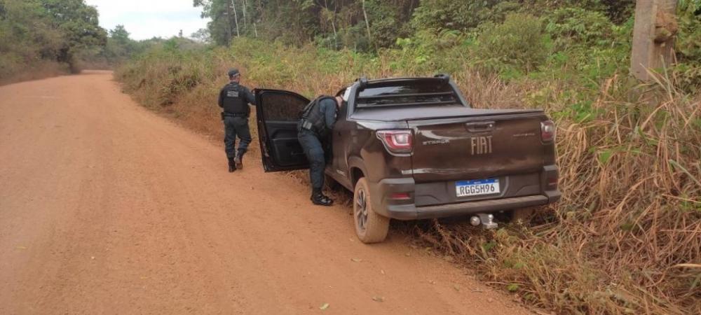 Homem tem carro roubado e é obrigado a fazer transferência via Pix de R$ 8 mil
