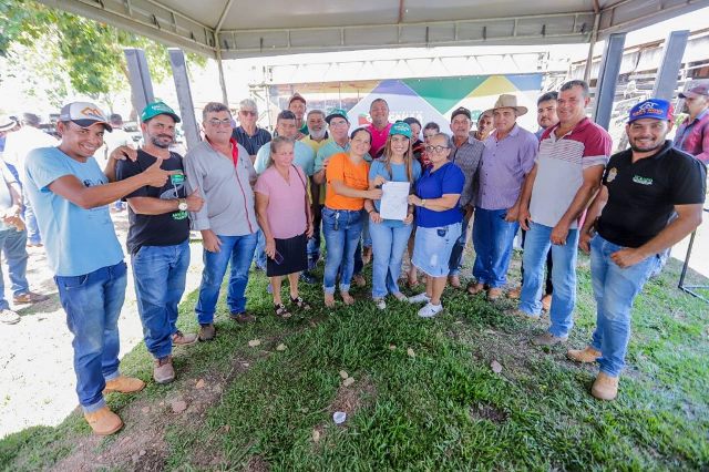 Comunidades de Canaã dos Carajás são beneficiadas com mais 16,5 km de asfalto