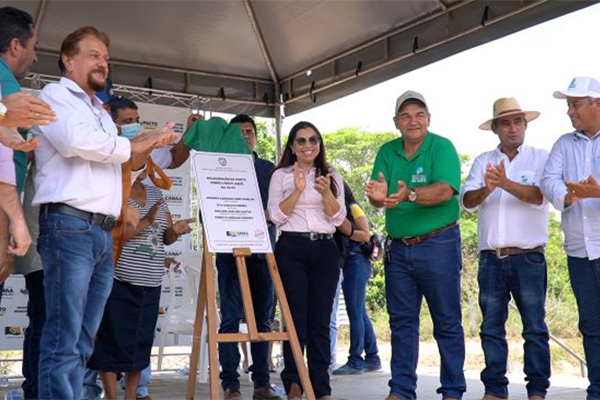 Canaã inaugura ponte na divisa com Sapucaia