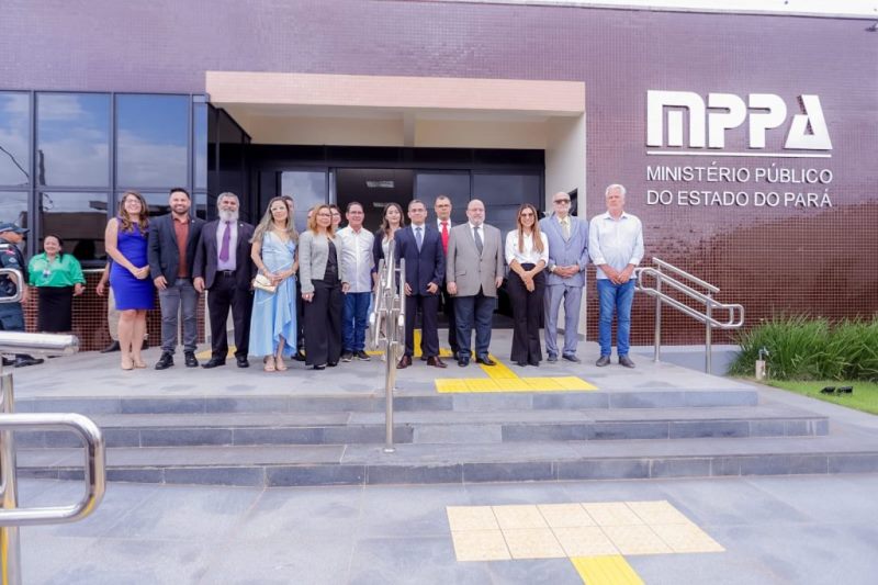Com a presença de autoridades estaduais, sede do Ministério Público é inaugurada