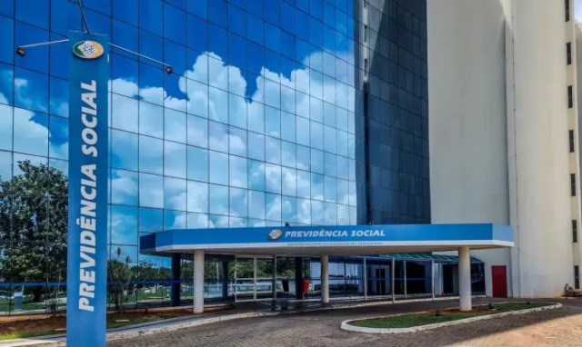 4,3 milhões de pessoas são convocadas para fazer prova de vida