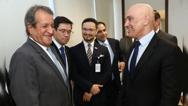 Moraes concede liberdade provisória a Valdemar Costa Neto